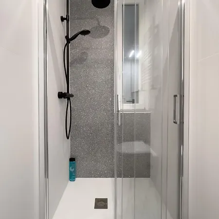 Mila I Local Rentss Lägenhet *