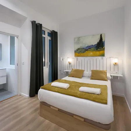 Mila I Local Rentss * Сан-Себастьян