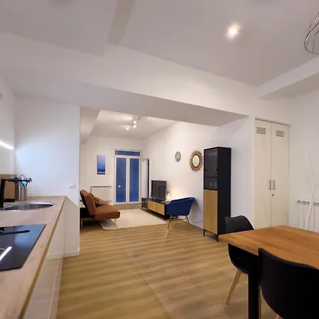 아파트 Mila I Local Rentss *